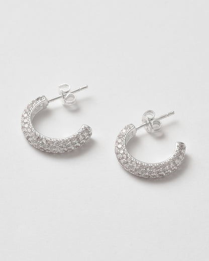 Stora silver hoop-örhängen med vita kubiska zirkoner – klassisk glans